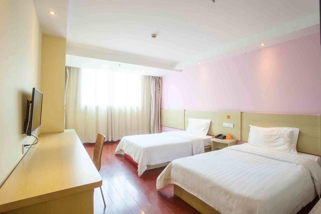7Days Inn Chengdu Shuangliu Airport Taqiao Road Room photo